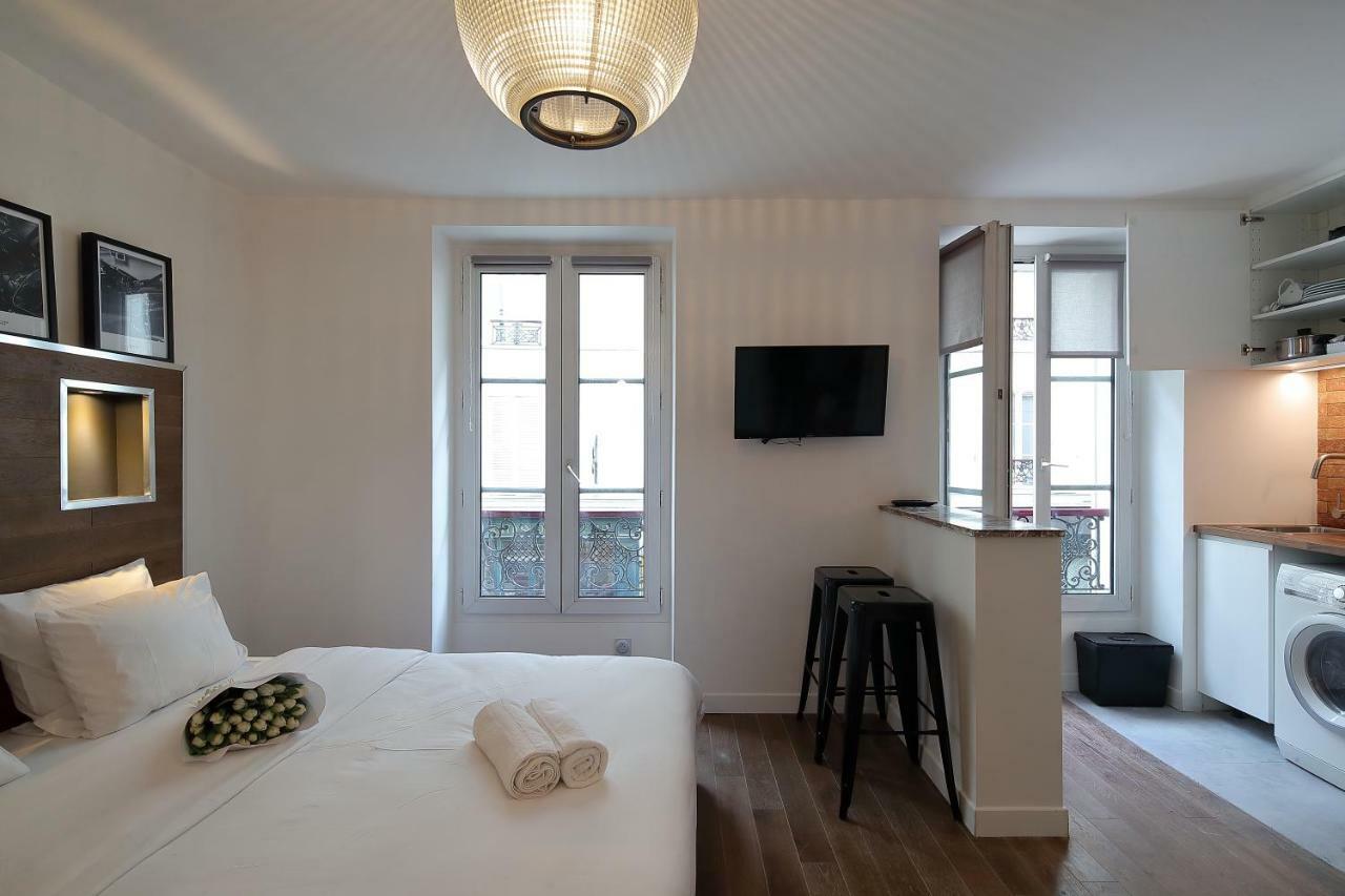 Studio De Charme Proche Tour Eiffel Et Rue Cler Apartment Paris Exterior photo